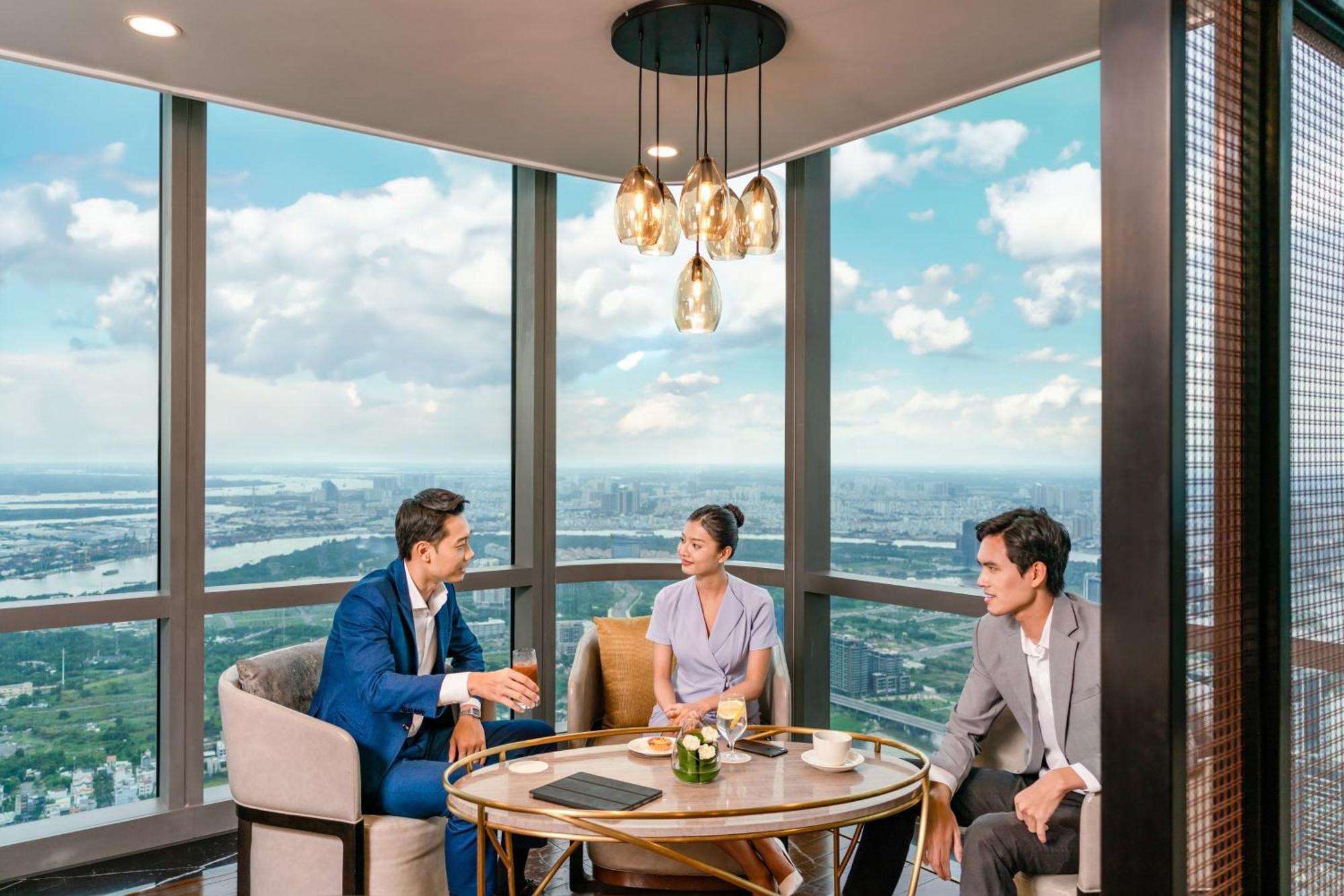 Vinpearl Landmark 81 Autograph Collection Khách sạn 5*