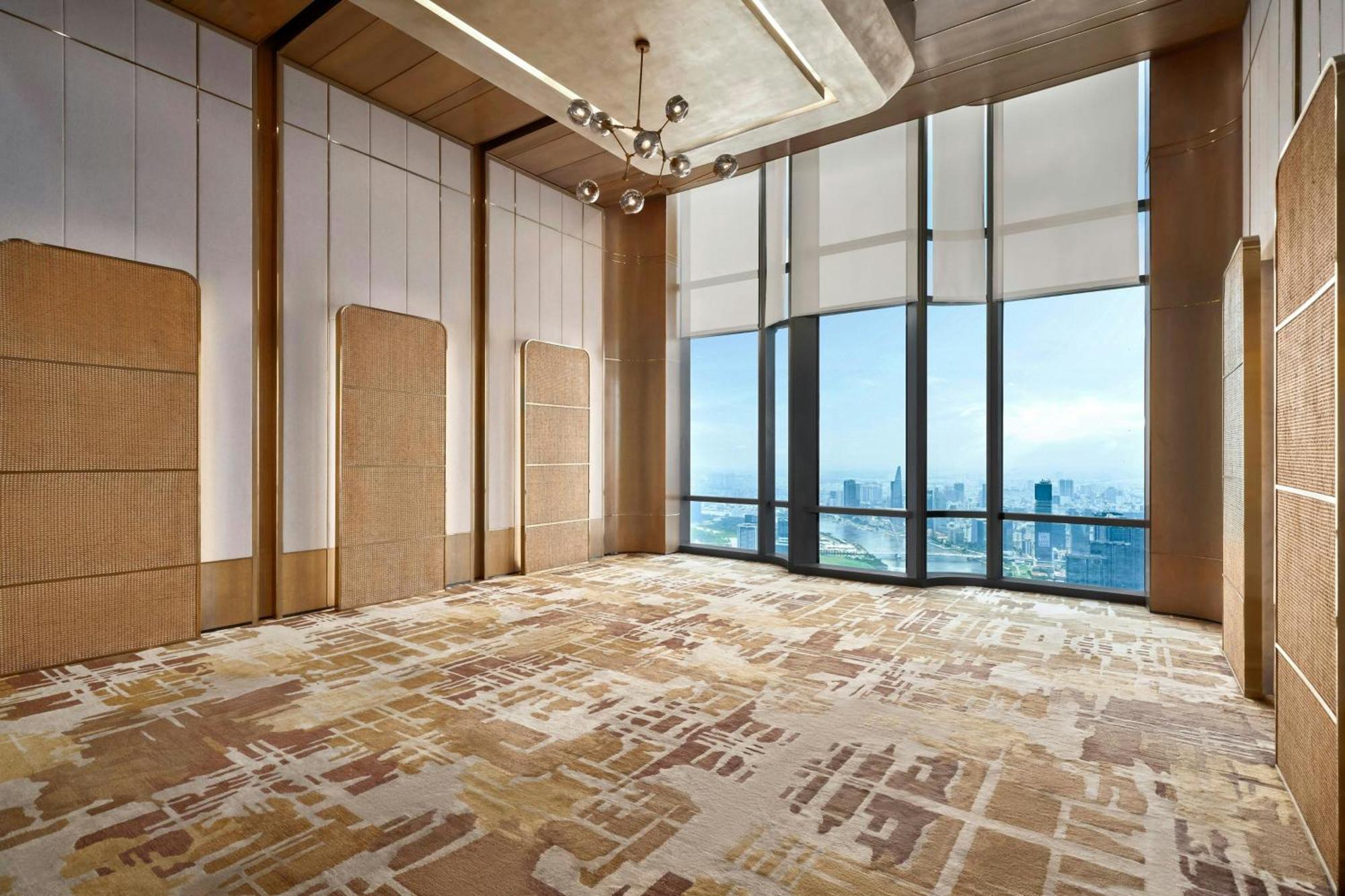 Khách sạn Vinpearl Landmark 81 Autograph Collection TP. Hồ Chí Minh